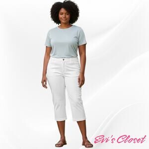 Lane Bryant Woman's White Stretch Plus Sz 28 Capri Pants Stretch. Pockets NWOT